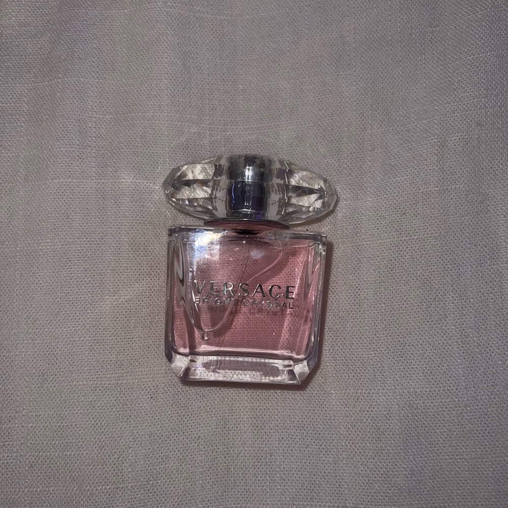 Versace Bright Crystal Perfume